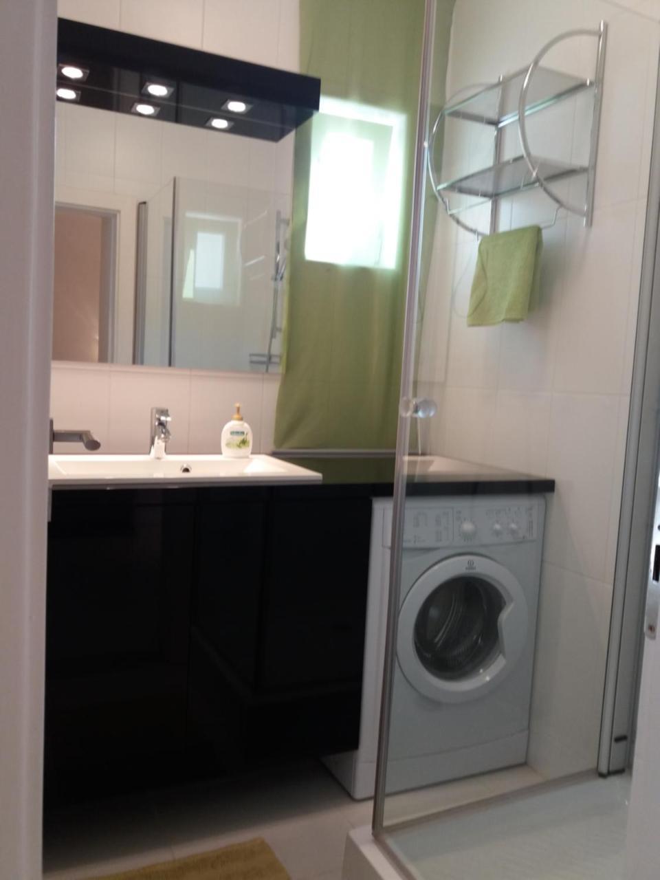 T8 Apartment Balatonfured Bagian luar foto